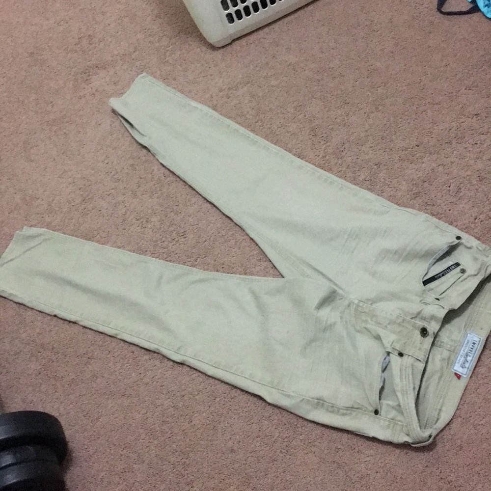 Skinny jeans